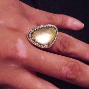 YELLOWSTONE CHALCEDONY RING